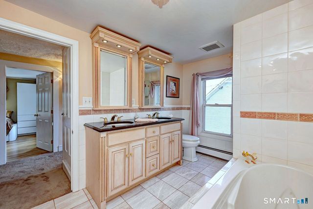 6 Harborside Drive, Milford, CT 06460