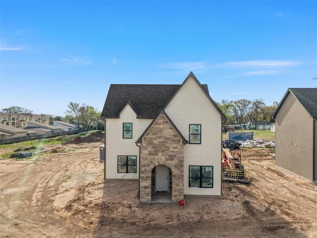 2700 S 2nd H, Waco, TX 76706