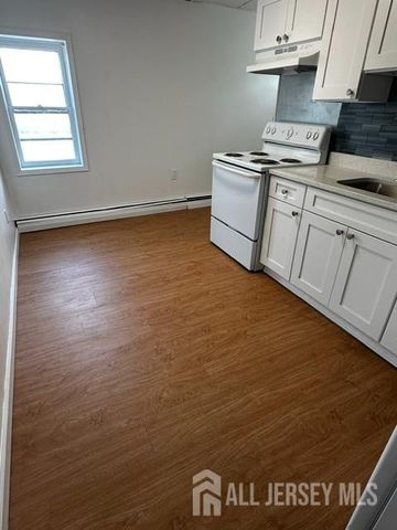 91 Broadway, Keyport, NJ 07735