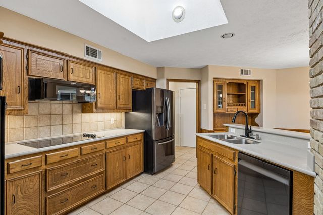 7327 Authon Drive, Dallas, TX 75248