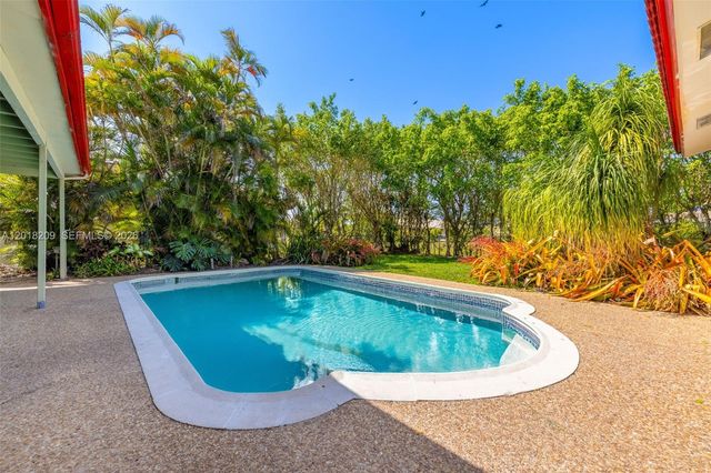 1980 NW 81st Ave, Coral Springs, FL 33071