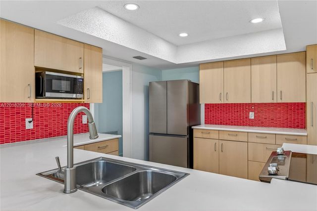 1980 NW 81st Ave, Coral Springs, FL 33071