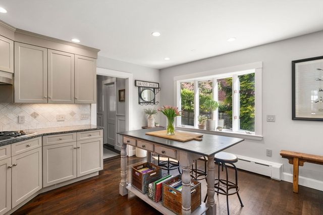 16 Denton Rd, Wellesley, MA 02482