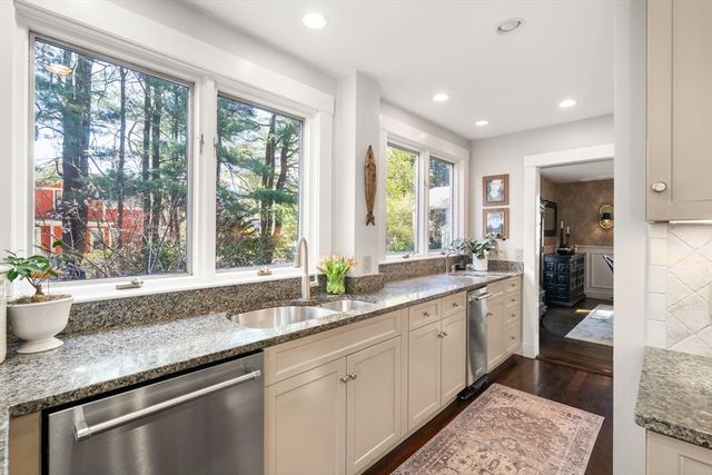 16 Denton Rd, Wellesley, MA 02482