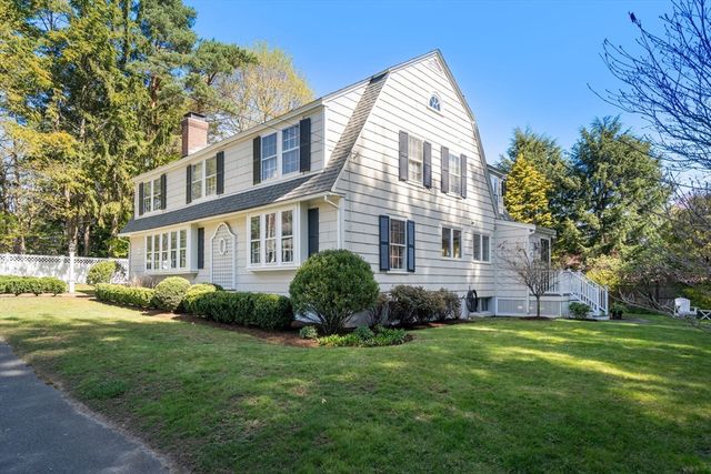 16 Denton Rd, Wellesley, MA 02482