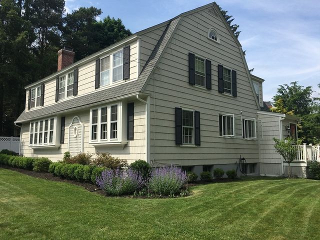 16 Denton Rd, Wellesley, MA 02482
