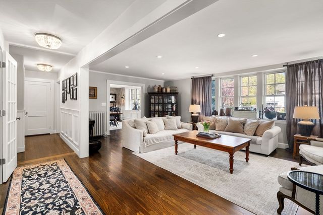 16 Denton Rd, Wellesley, MA 02482