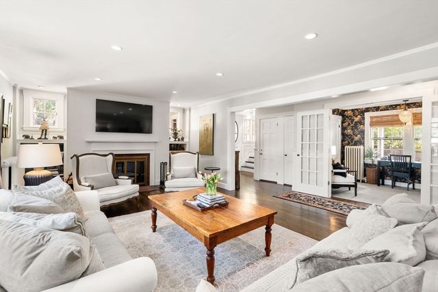 16 Denton Rd, Wellesley, MA 02482