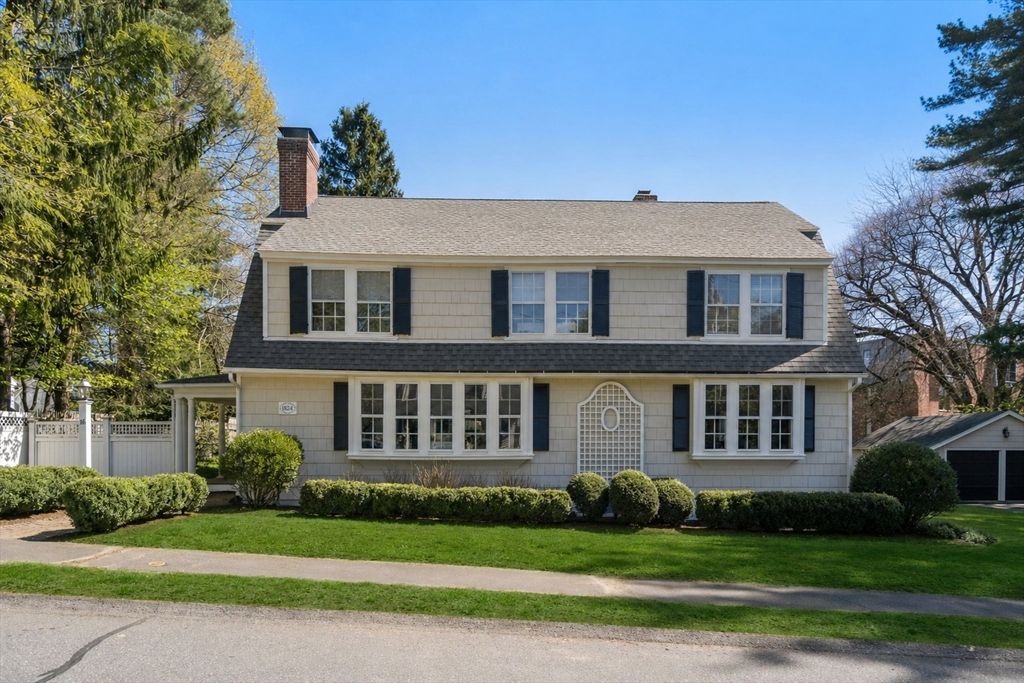 16 Denton Rd, Wellesley, MA 02482