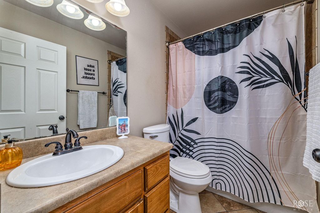 Image 21 of property listing at 5805 Lyndhurst Drive, San Angelo, TX 76901