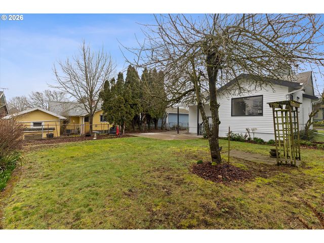 625 N STAFFORD St, Portland, OR 97217