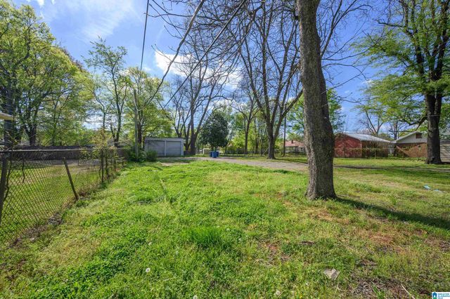 621 BELL AVENUE, Tarrant, AL 35217