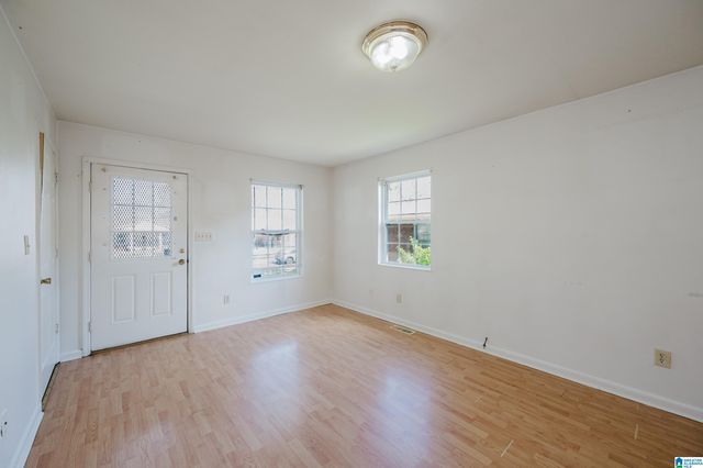 621 BELL AVENUE, Tarrant, AL 35217