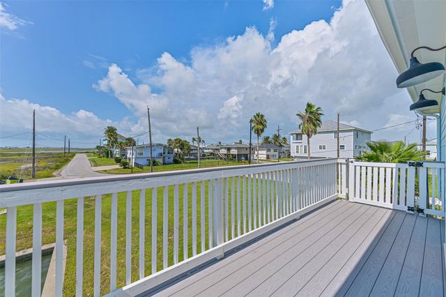 16611 Pompano Way, Galveston, TX 77554