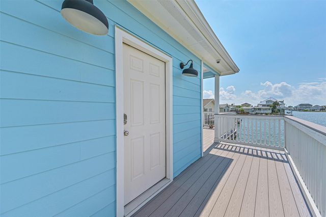 16611 Pompano Way, Galveston, TX 77554