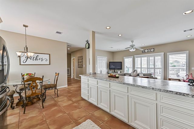 16611 Pompano Way, Galveston, TX 77554