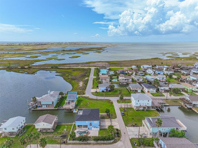 16611 Pompano Way, Galveston, TX 77554