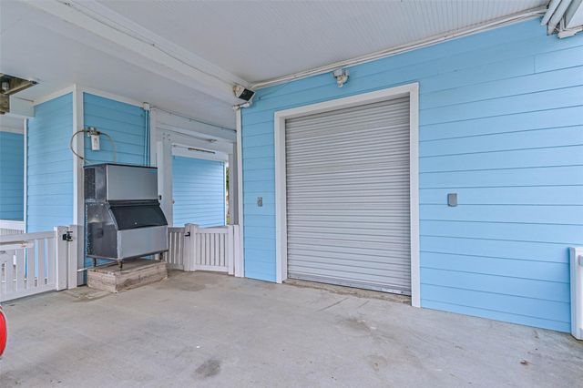 16611 Pompano Way, Galveston, TX 77554