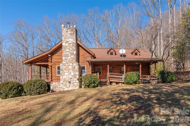 393 Carver Mountain Valley, Sylva, NC 28779
