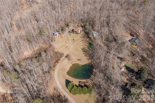 393 Carver Mountain Valley, Sylva, NC 28779