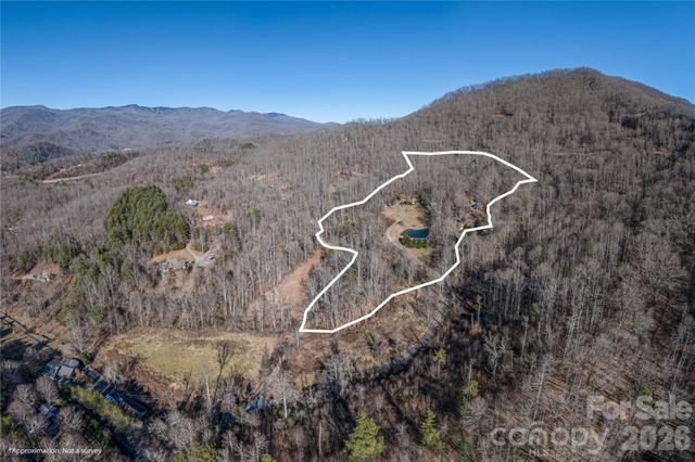 393 Carver Mountain Valley, Sylva, NC 28779