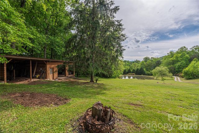 393 Carver Mountain Valley, Sylva, NC 28779
