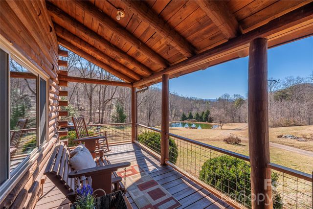 393 Carver Mountain Valley, Sylva, NC 28779