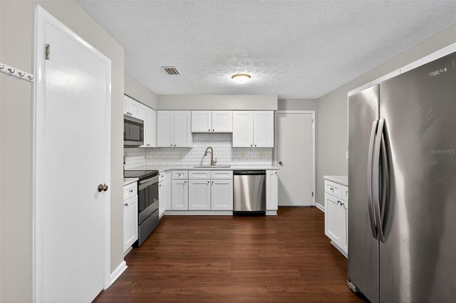 11056 KEY MADEIRA DRIVE, Jacksonville, FL 32218