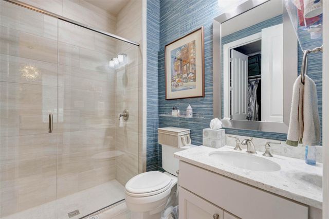 709 Somerset Commons Lane, Houston, TX 77055