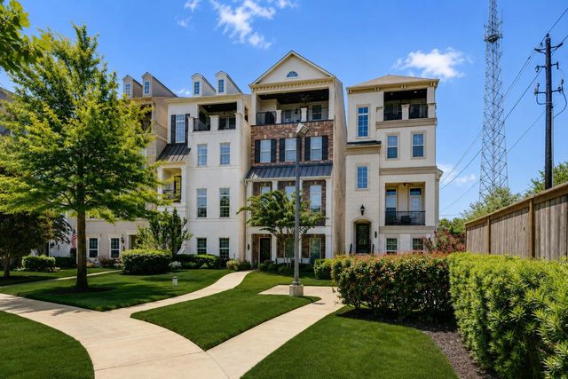 709 Somerset Commons Lane, Houston, TX 77055