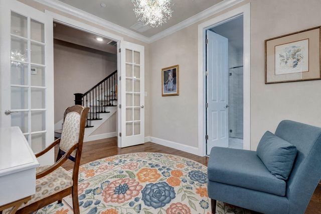 709 Somerset Commons Lane, Houston, TX 77055