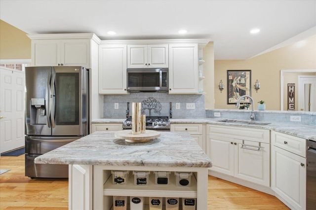 5512 Quail Ridge CIR, Roanoke, VA 24018