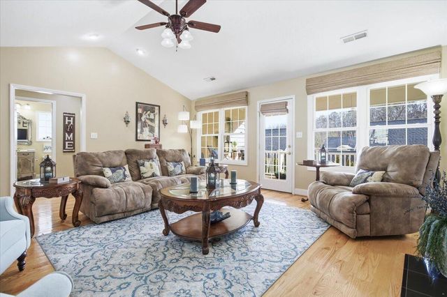 5512 Quail Ridge CIR, Roanoke, VA 24018