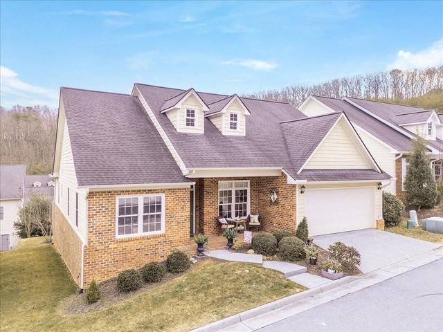 5512 Quail Ridge CIR, Roanoke, VA 24018