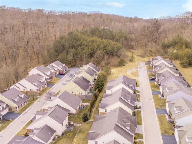 5512 Quail Ridge CIR, Roanoke, VA 24018