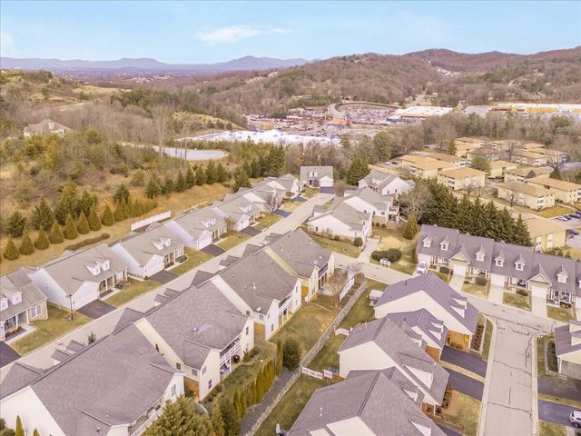 5512 Quail Ridge CIR, Roanoke, VA 24018