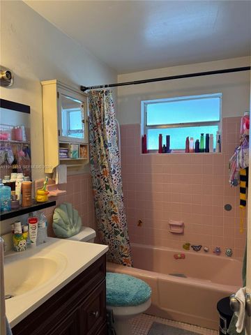 2444 Polk Street 210, Hollywood, FL 33020