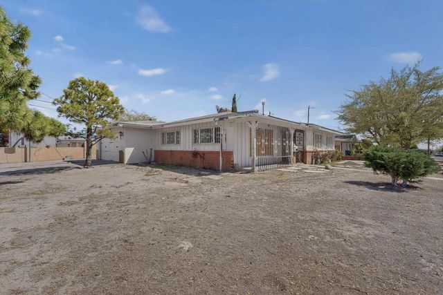 336 55th Street NW, Albuquerque, NM 87105