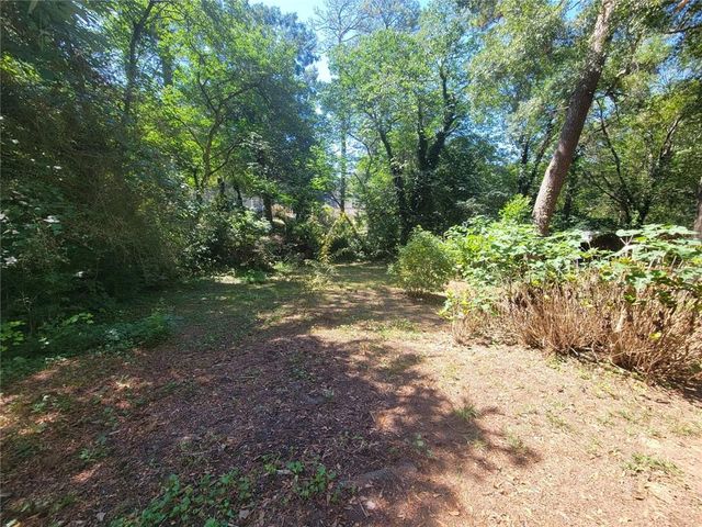 2042 Arlington Circle NW, Atlanta, GA 30318