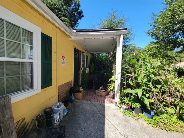 2042 Arlington Circle NW, Atlanta, GA 30318