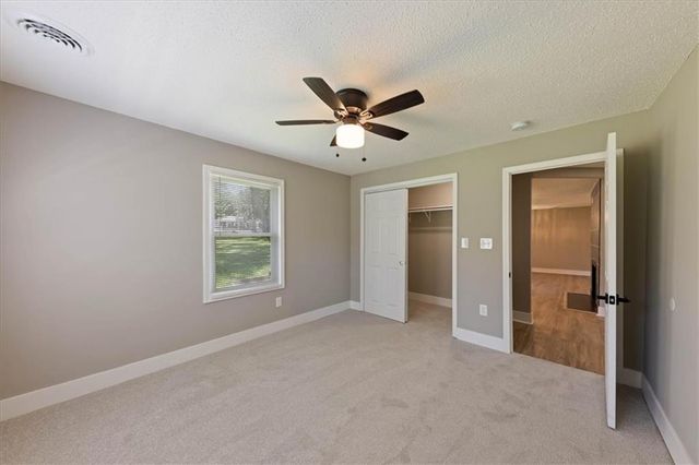 8005 Harris Avenue, Kansas City, MO 64138
