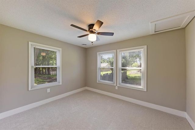 8005 Harris Avenue, Kansas City, MO 64138