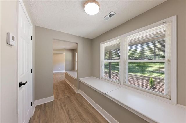 8005 Harris Avenue, Kansas City, MO 64138