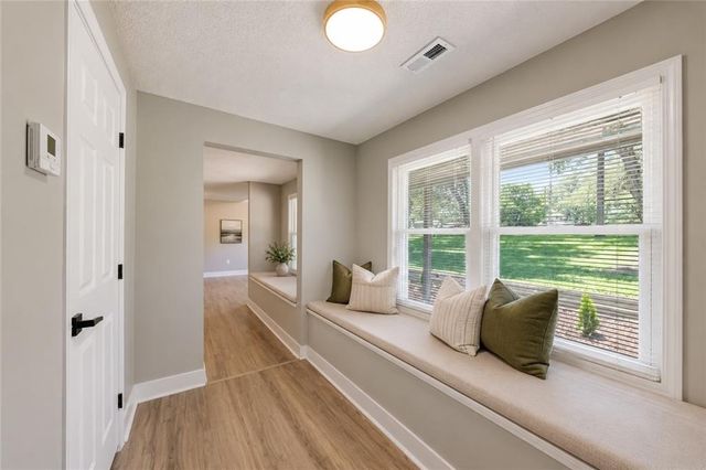 8005 Harris Avenue, Kansas City, MO 64138