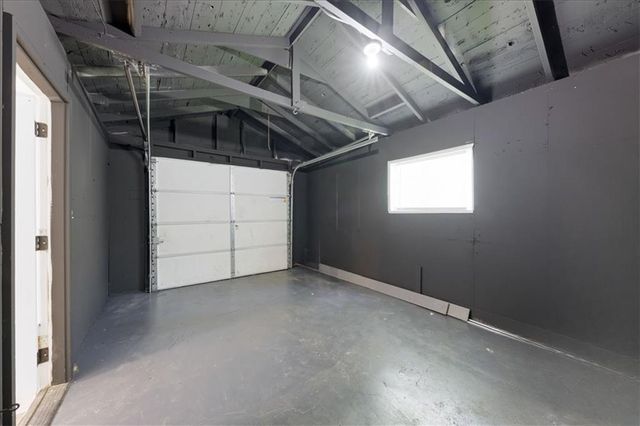 8005 Harris Avenue, Kansas City, MO 64138