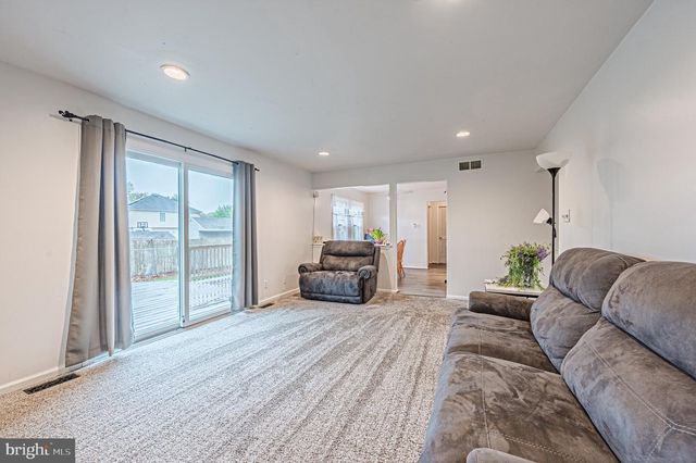 9 ROOK CT, Egg Harbor Township, NJ 08234