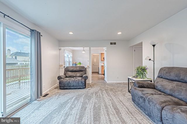 9 ROOK CT, Egg Harbor Township, NJ 08234