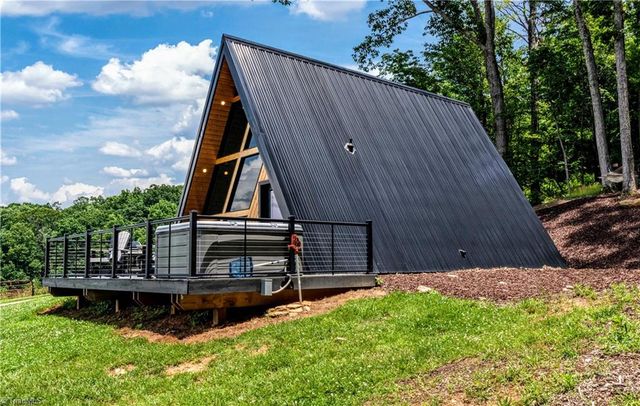 2320 Swan Creek Road, Jonesville, NC 28642