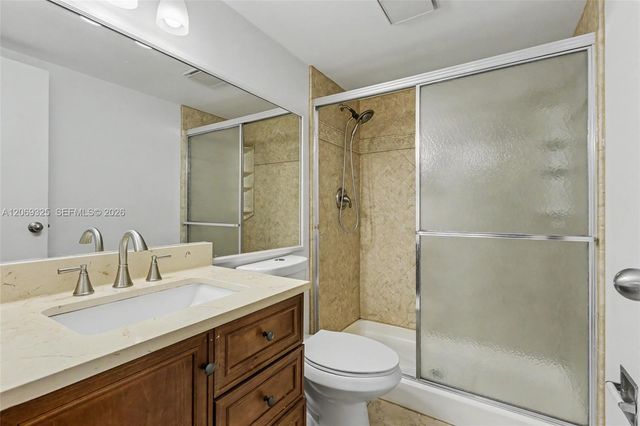 2998 NW 48th Terrace 432, Lauderdale Lakes, FL 33313