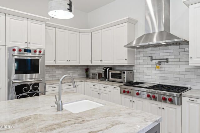 395 Sherwood Court, Thousand Oaks, CA 91361